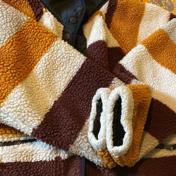 Hit the Slopes Fleece Jacket - Picture 5 of 6